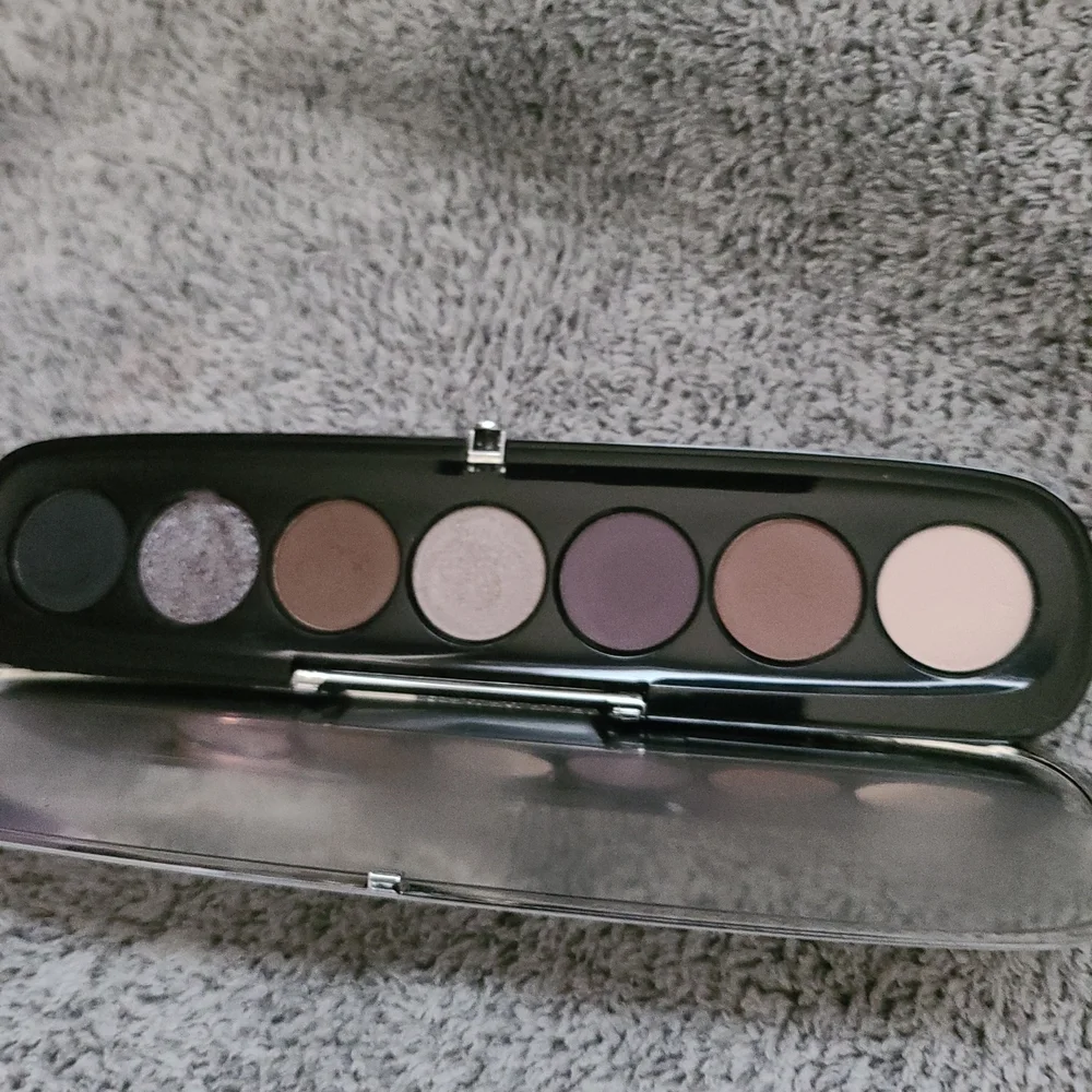 Marc Jacobs - Picture 3 of 5